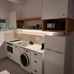 Апартаменты Gazia Sea View House -